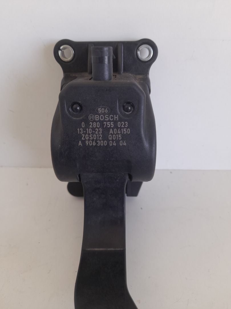 Pedal acelerador mercedes-benz vito basic-kombi (639) 115  cdi  compacto  (639.601)