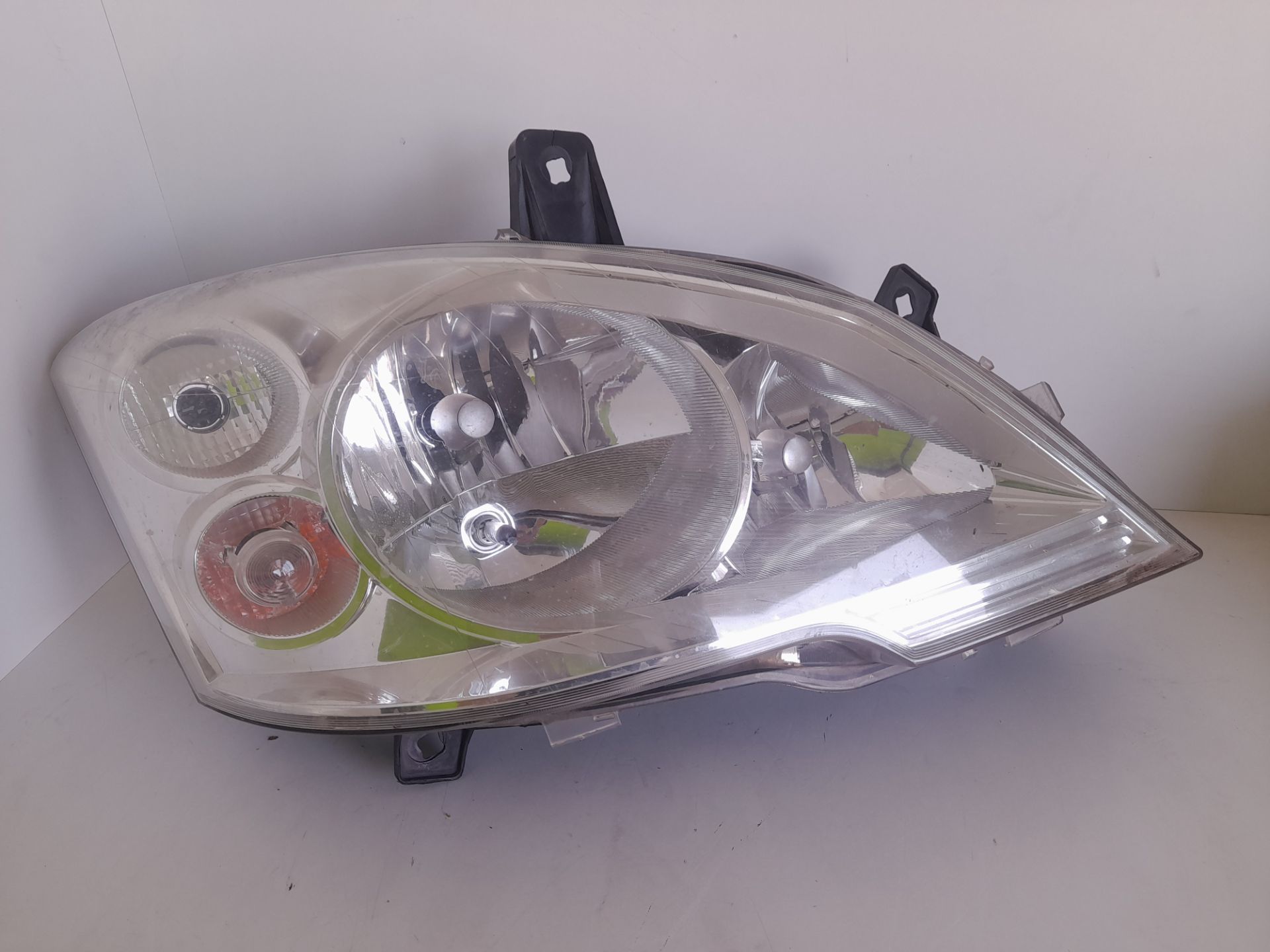 Faro derecho mercedes-benz vito basic-kombi (639) 115  cdi  largo   (639.603)