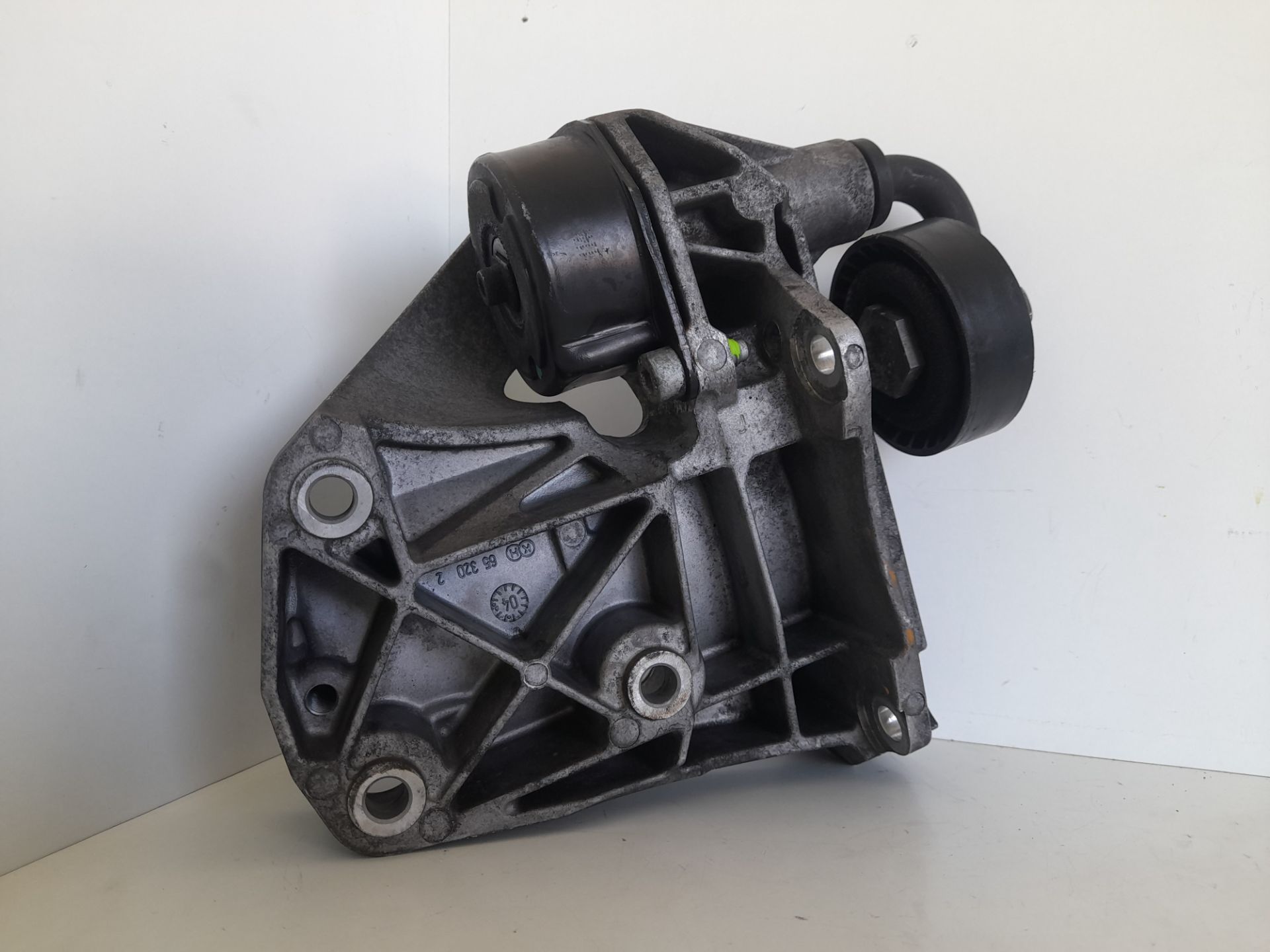 Soporte compresor aire acondicionado bmw serie 7 (e65e66) 730d