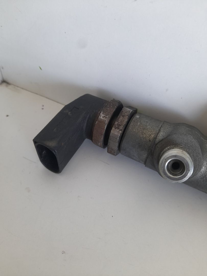 Rampa inyectora bmw serie 7 (e65e66) 730d