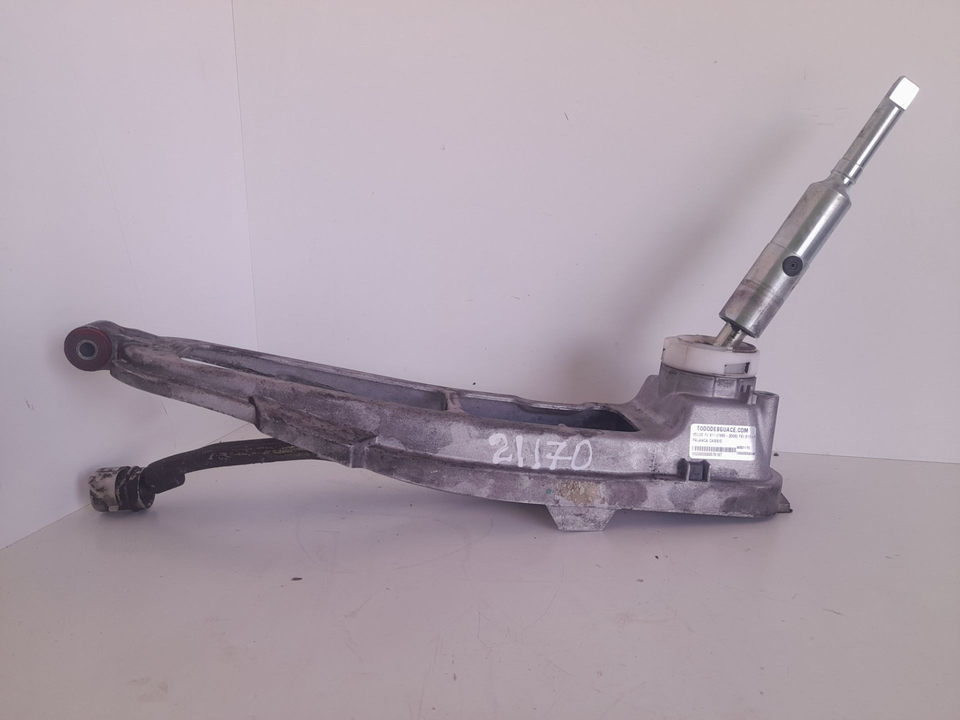 Palanca cambio volvo fl 611 (1986) fki 611180 132 kw interc.e23