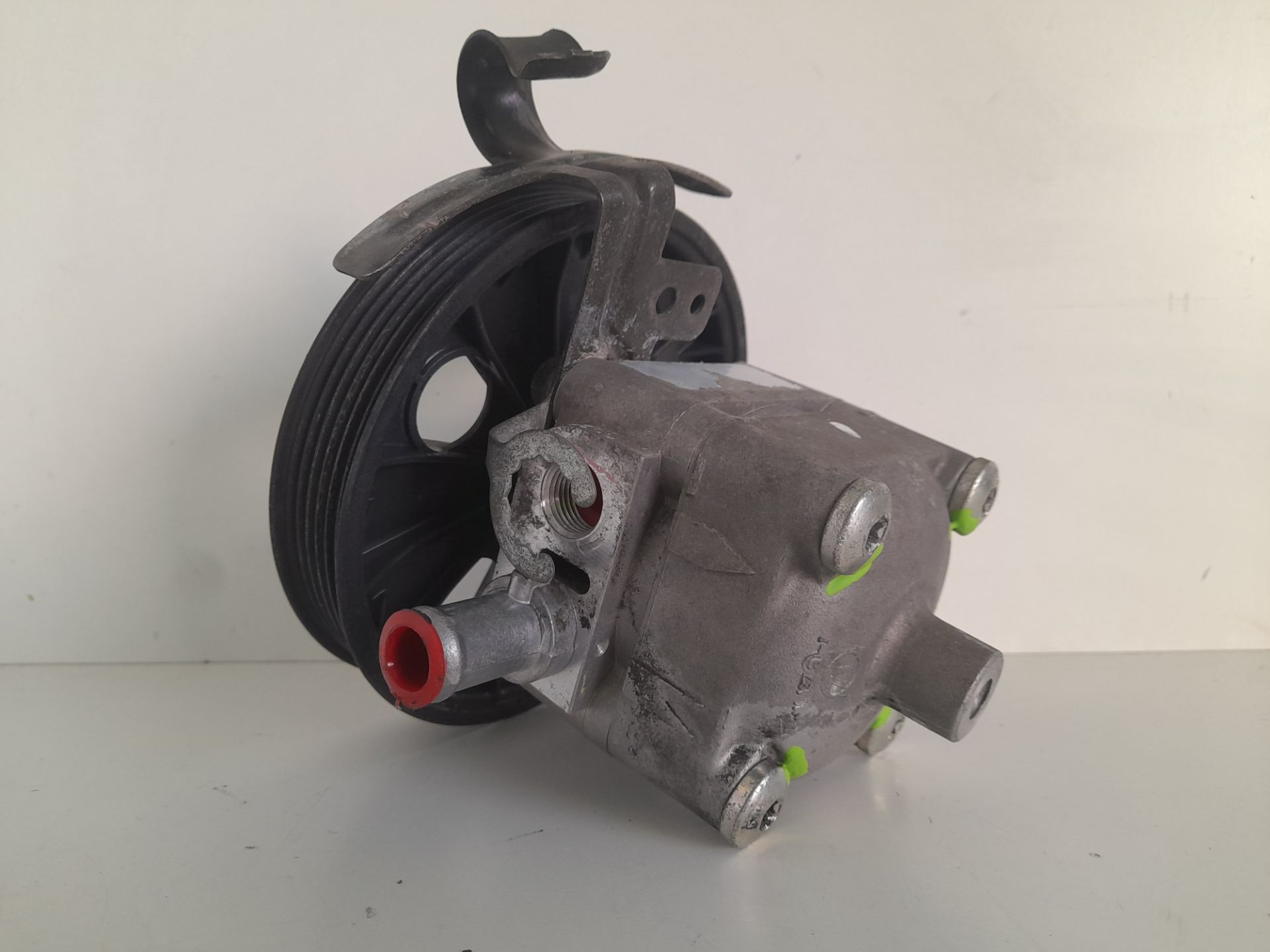 Bomba direccion volvo s60 berlina 2.4 d