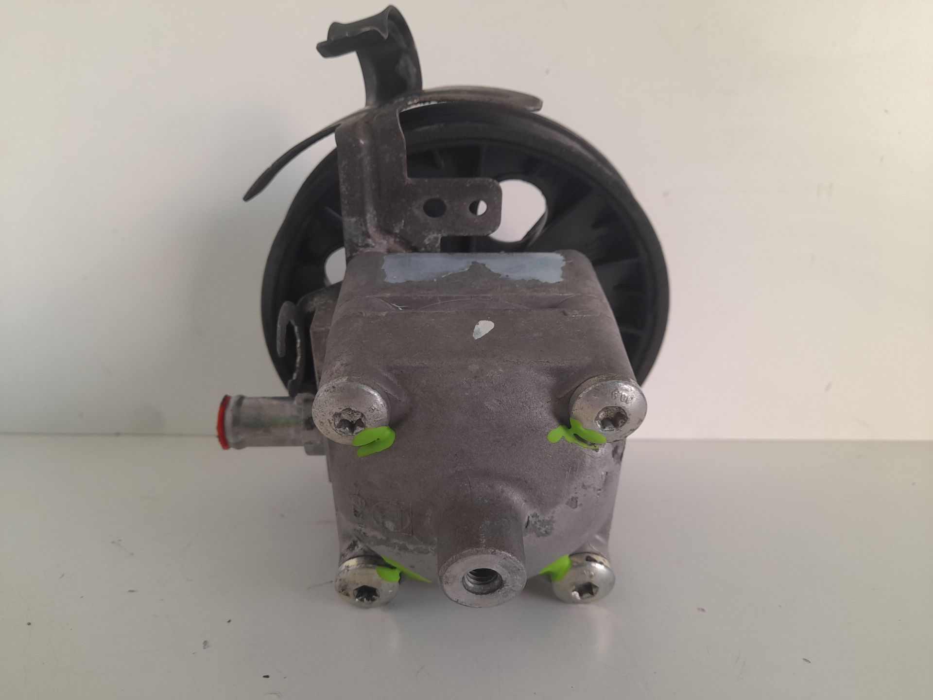 Bomba direccion volvo s60 berlina 2.4 d