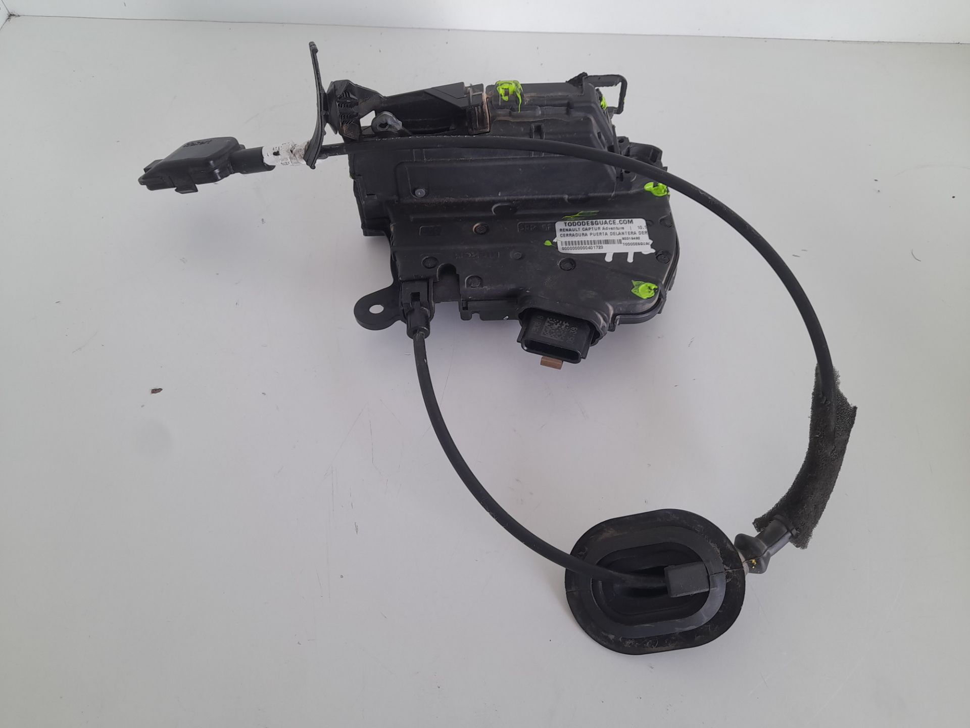 Cerradura puerta delantera derecha renault captur i adventure