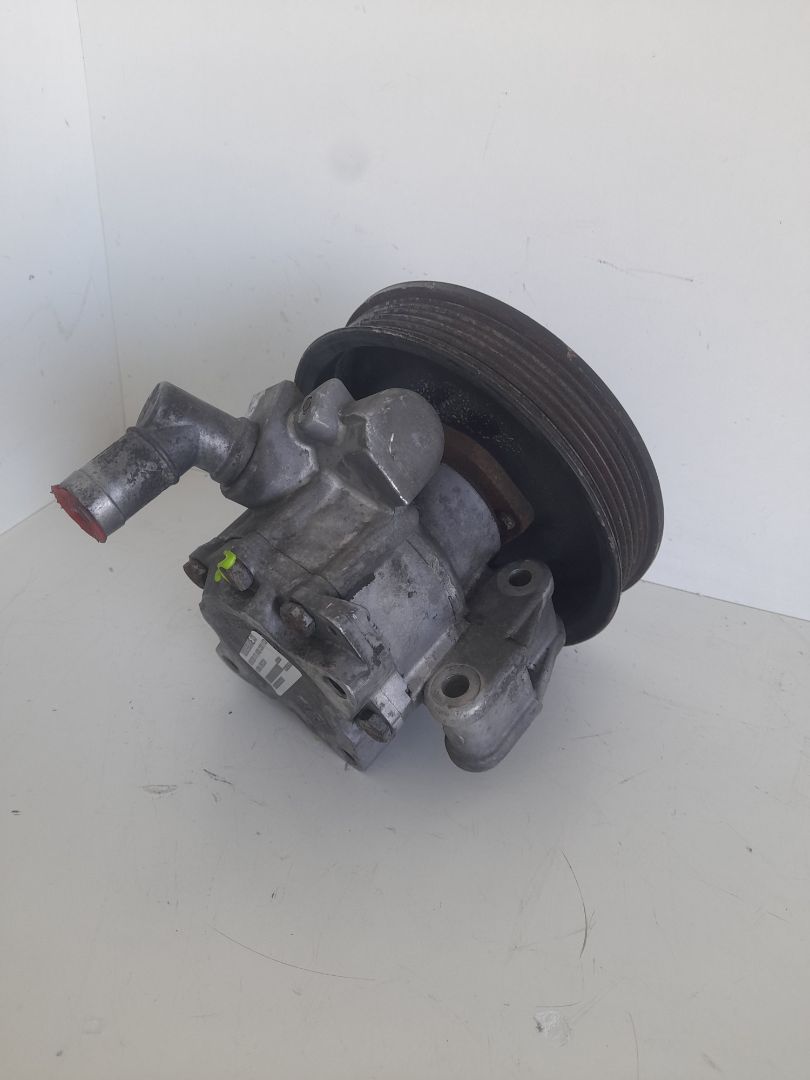 Bomba direccion mercedes-benz vito kombi (638) 110 cdi    (638.194)