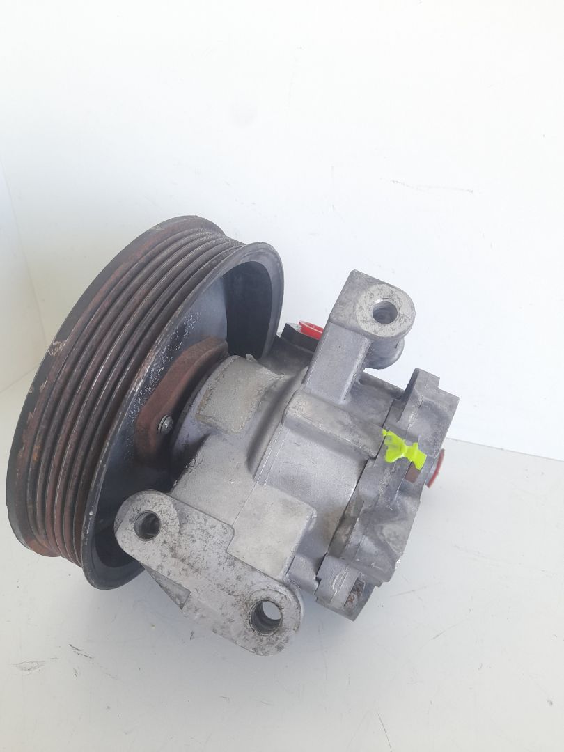 Bomba direccion mercedes-benz vito kombi (638) 110 cdi    (638.194)