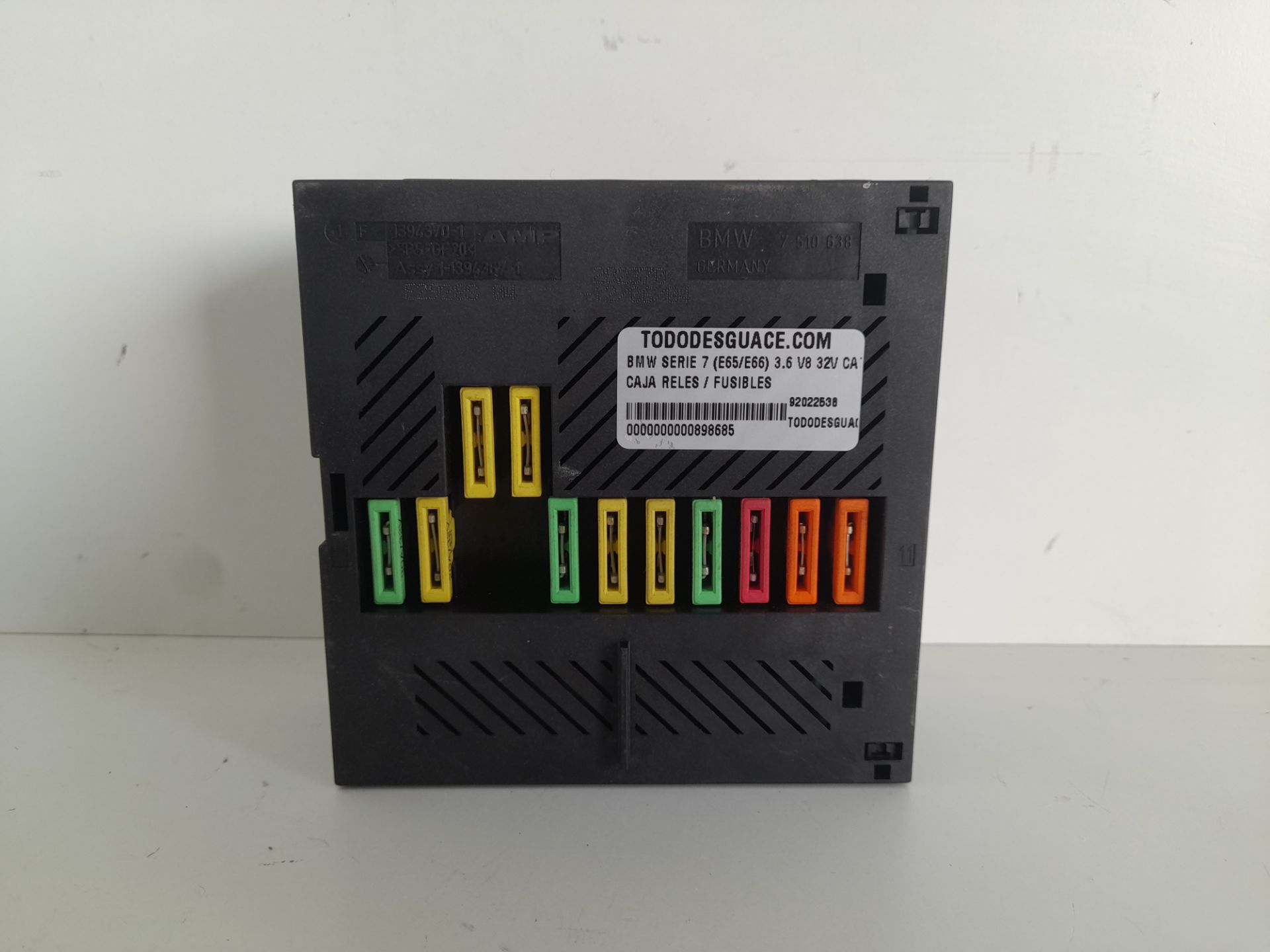 Caja reles / fusibles bmw serie 7 (e65e66) 