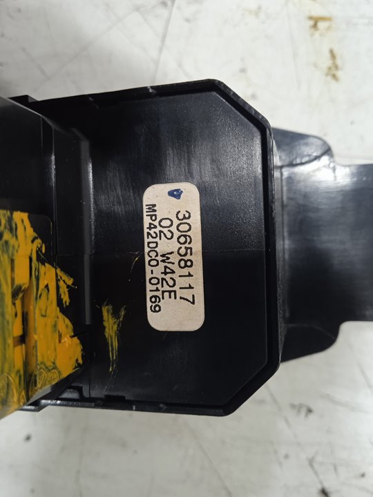 Mando elevalunas delantero derecho volvo s60 berlina 2.4 d