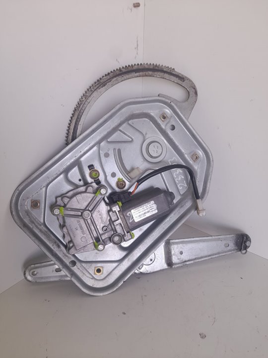 Elevalunas delantero derecho scania baureihe 4 (pr 164 c)(2001) 