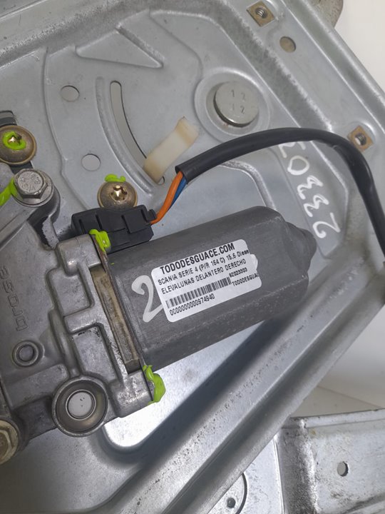 Elevalunas delantero derecho scania baureihe 4 (pr 164 c)(2001) 