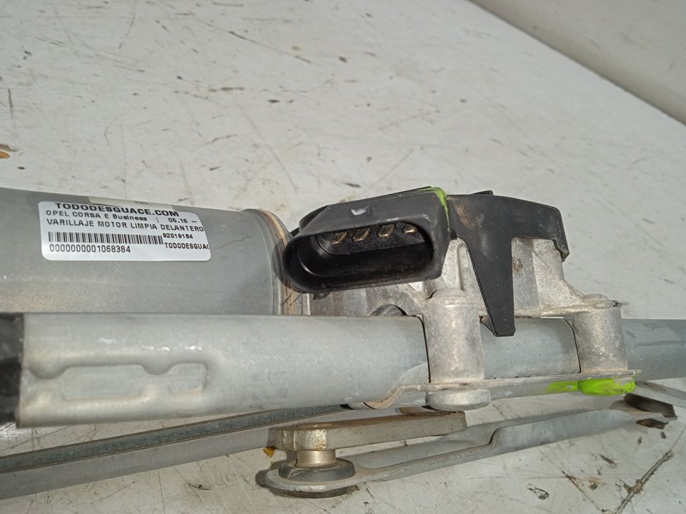 No identificado opel corsa e business