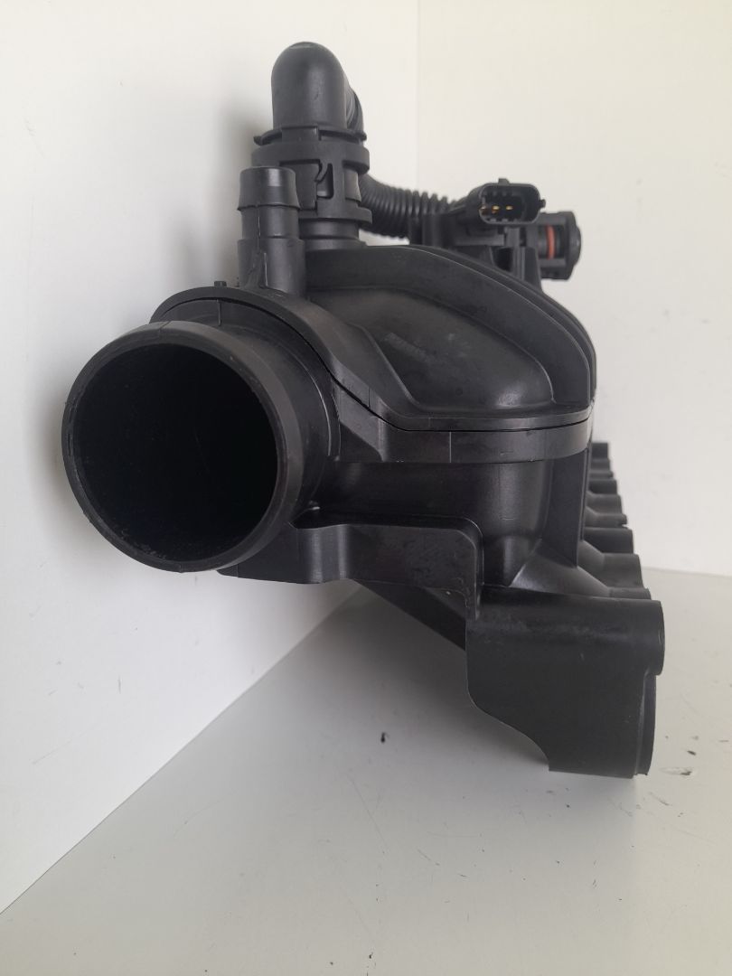 Colector admision ford focus berlina (cb8) 