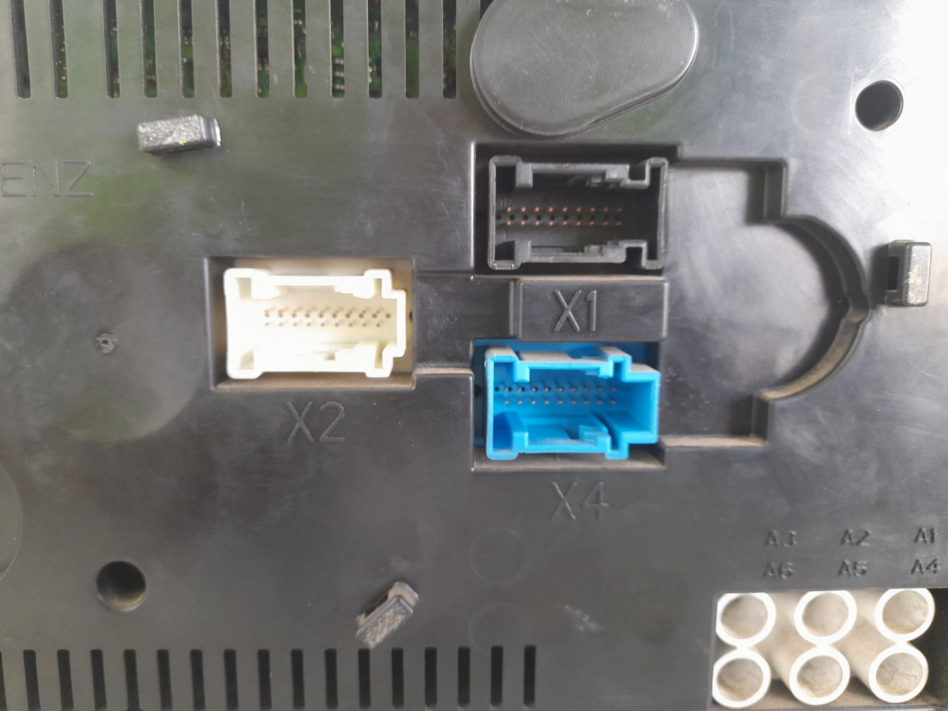 Cuadro instrumentos mercedes-benz axor 2 cr 2-ejes 18 t bm 944 95024 (2004) 