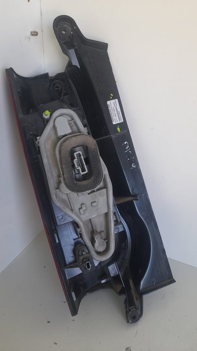 Piloto trasero derecho confort l1