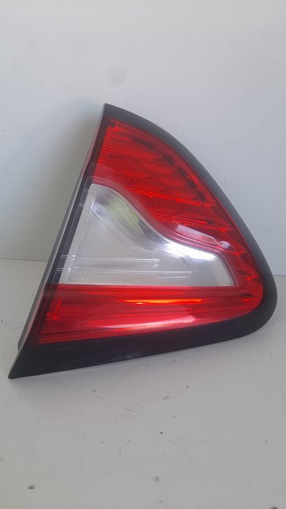 Piloto trasero derecho interior renault captur i adventure