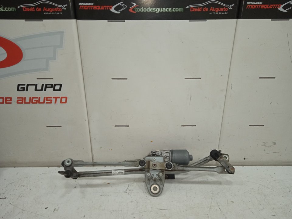 No identificado audi q3 (8ug) attraction