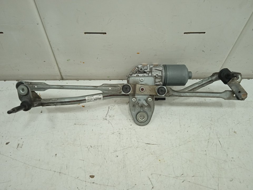 No identificado audi q3 (8ug) attraction