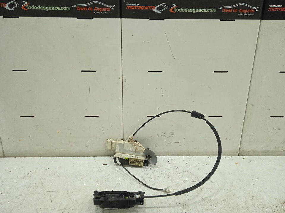 Cerradura puerta delantera izquierda citroen c4 berlina 
