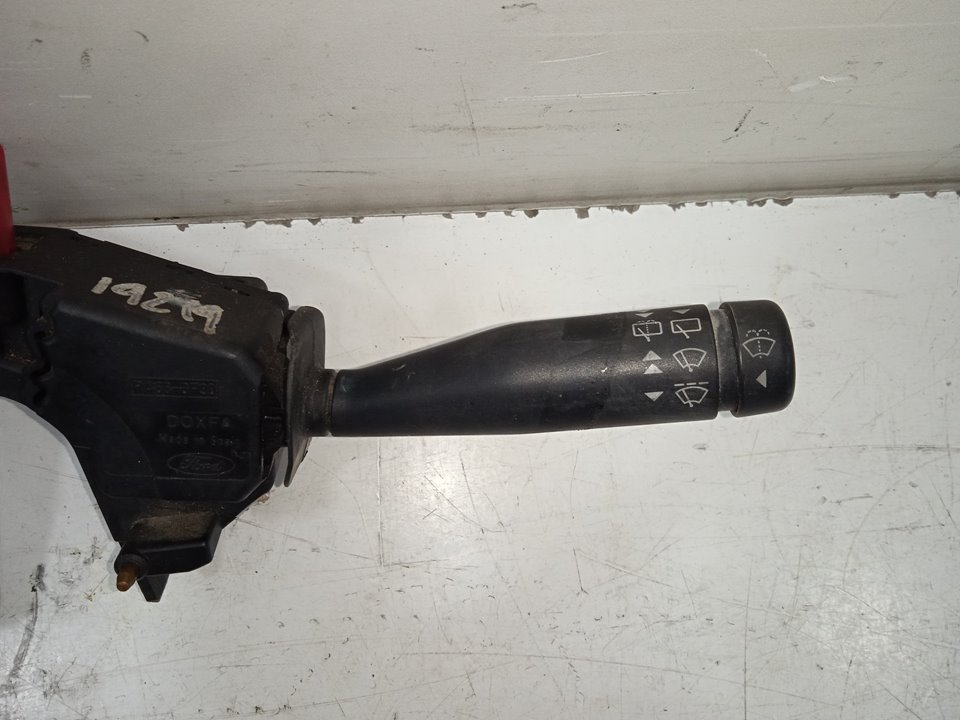 Mando multifuncion ford escort berl.turnier atlanta berlina