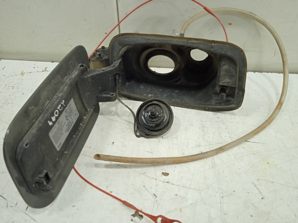 Tapon combustible audi q3 (8ug) attraction