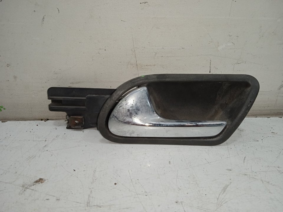 Maneta interior trasera izquierda volkswagen golf v (1k1)(10.2003) 