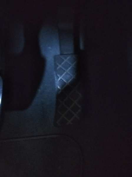 Pedal acelerador básico quattro
