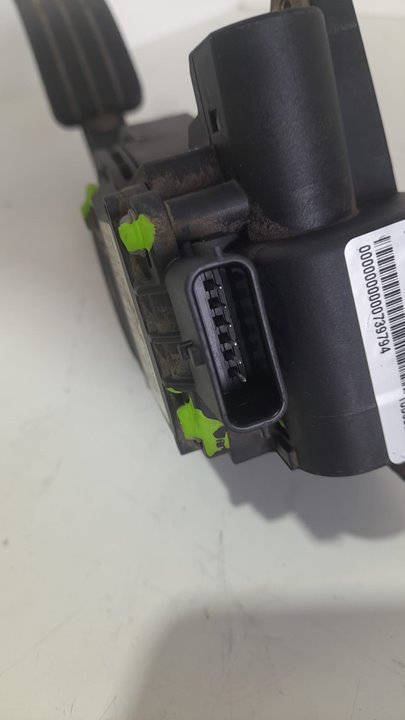 Pedal acelerador renault  no identificado