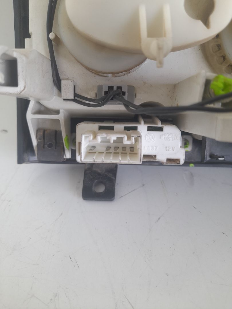 Mando calefaccion / aire acondicionado 2.3 jtd       batalla 2850 mm