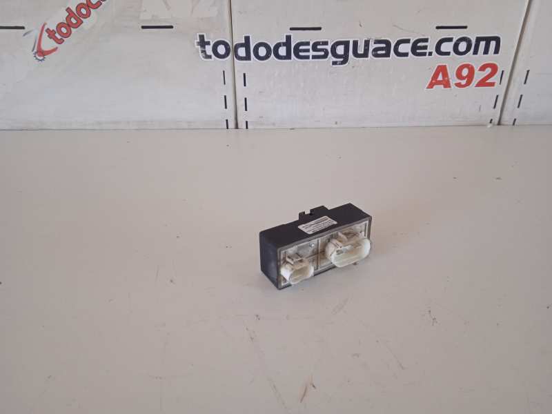 Caja precalentamiento skoda octavia berlina (1z3) active