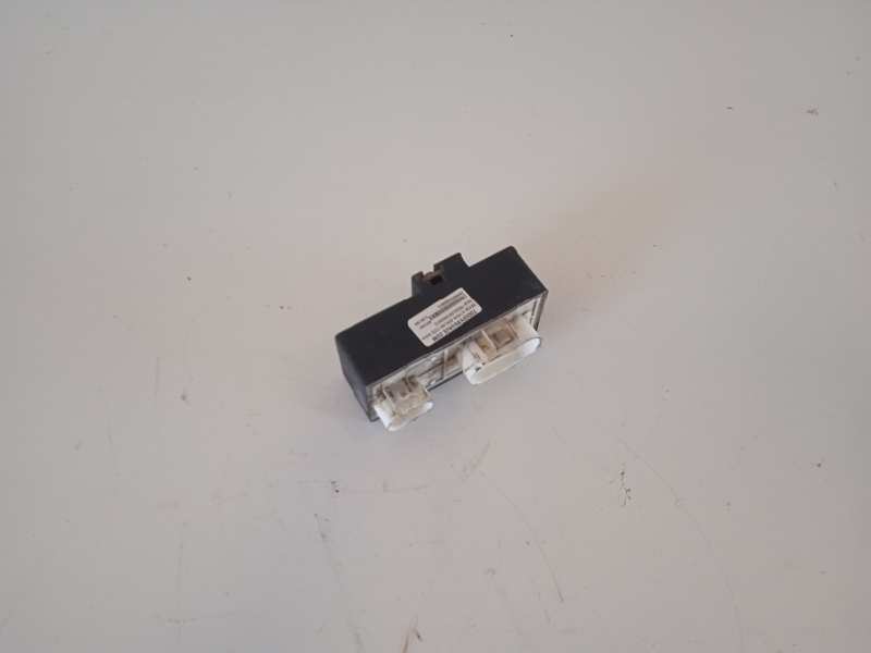 Caja precalentamiento skoda octavia berlina (1z3) active