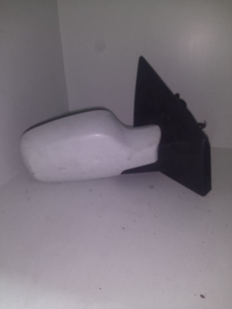 Retrovisor derecho renault clio iii authentique