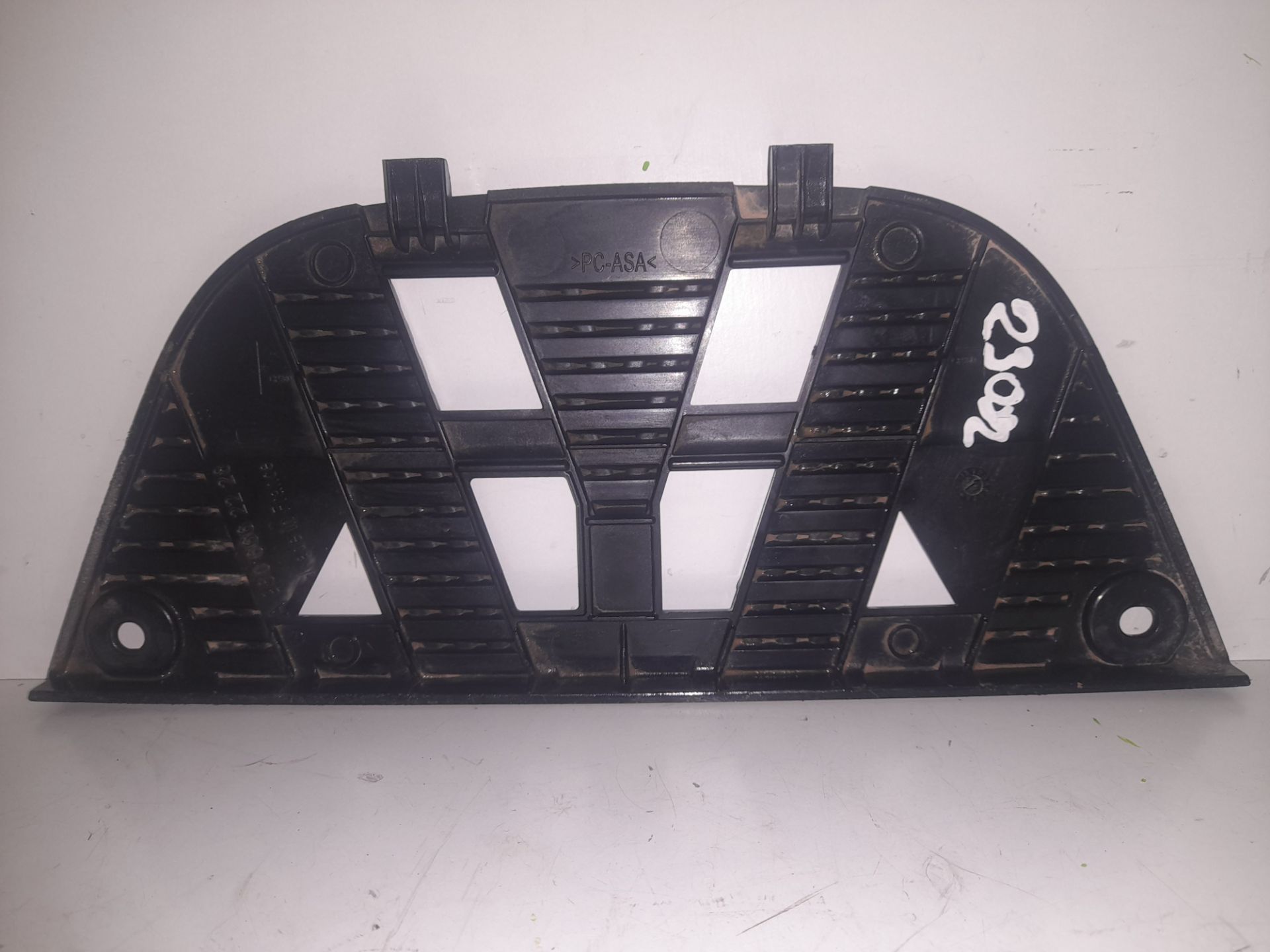 No identificado mercedes-benz actros 4 3-ejes bm 963 (2011) 25xx 6x2 szm l bigspace