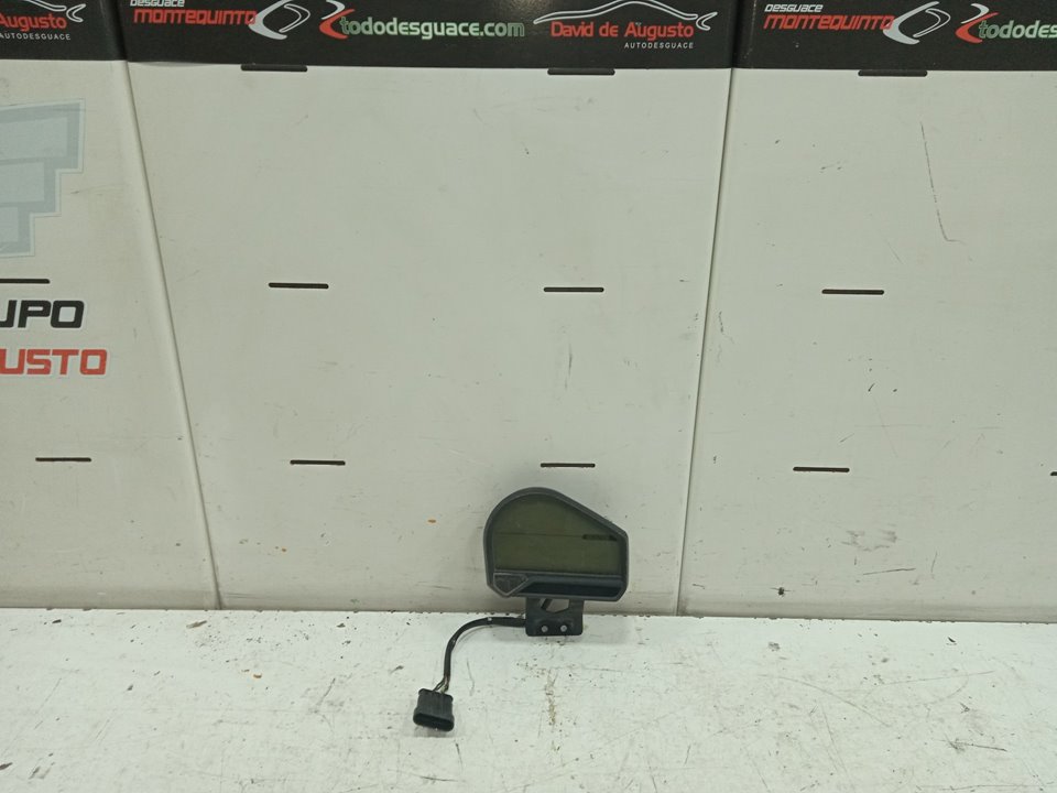 Cuadro instrumentos   no identificado