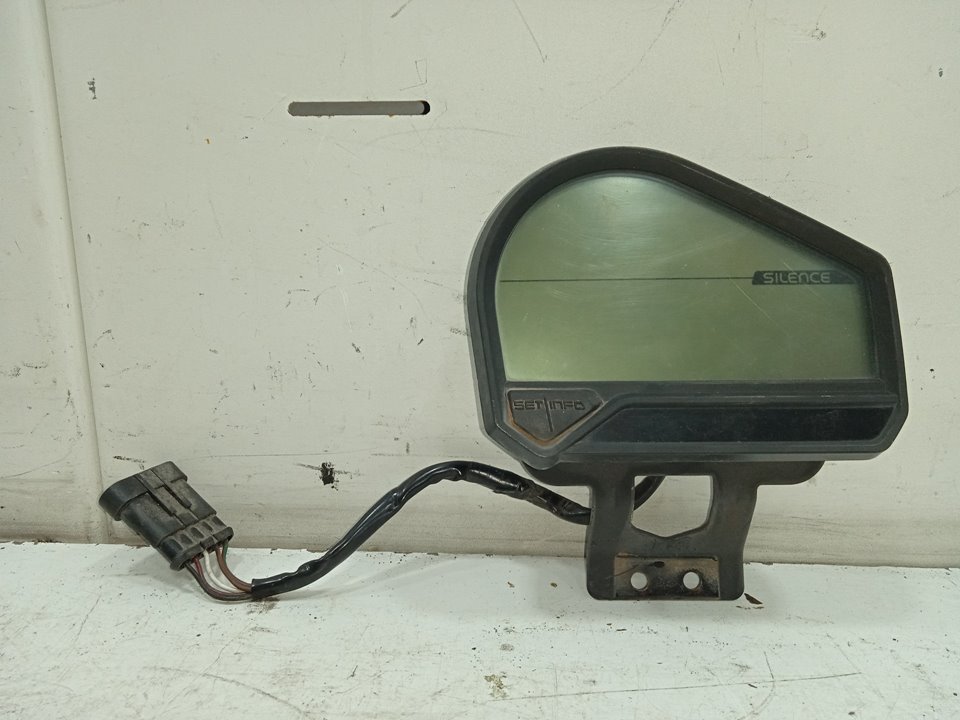 Cuadro instrumentos   no identificado