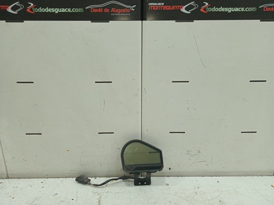 Cuadro instrumentos   no identificado