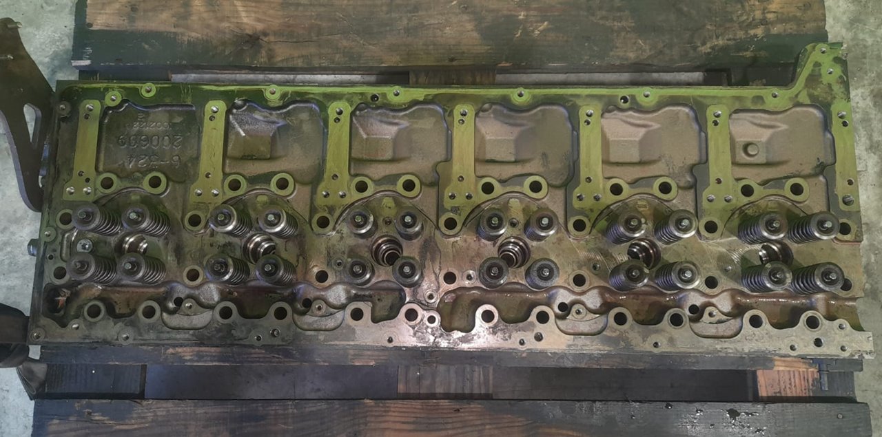 Culata volvo  no identificado