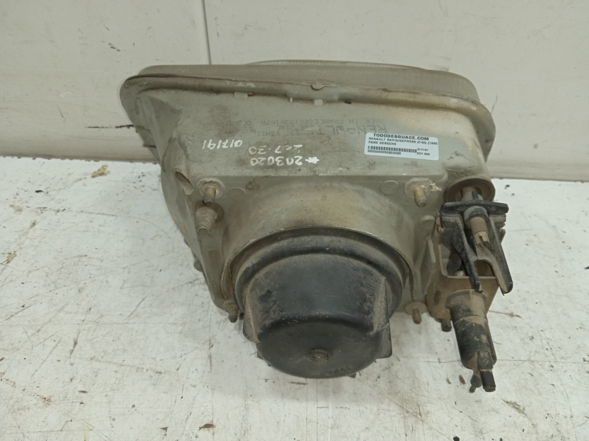 Faro derecho renault rapid/express