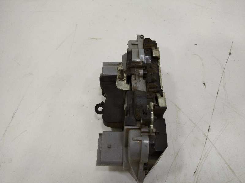 Cerradura puerta delantera derecha citroen xsara picasso 1.6 hdi 90 sx