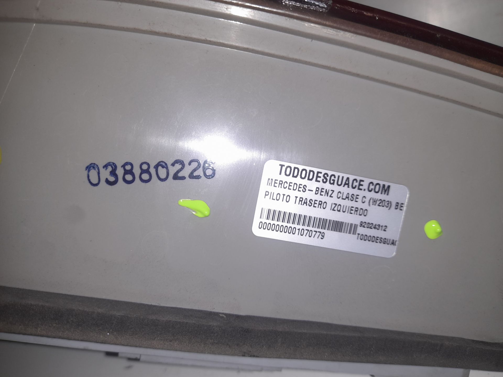 Piloto trasero izquierdo mercedes-benz clase c (bm 203) berlina 200 compressor (203.042)