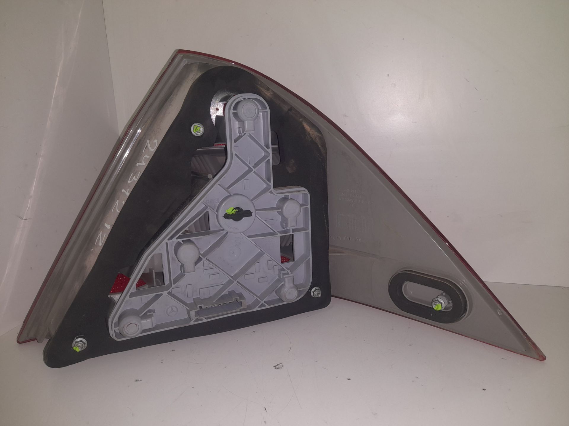 Piloto trasero izquierdo mercedes-benz clase c (bm 203) berlina 200 compressor (203.042)