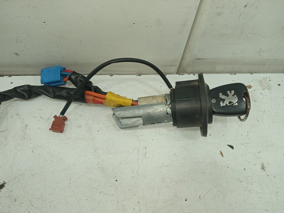 Antirrobo / llave contacto peugeot 206 xline