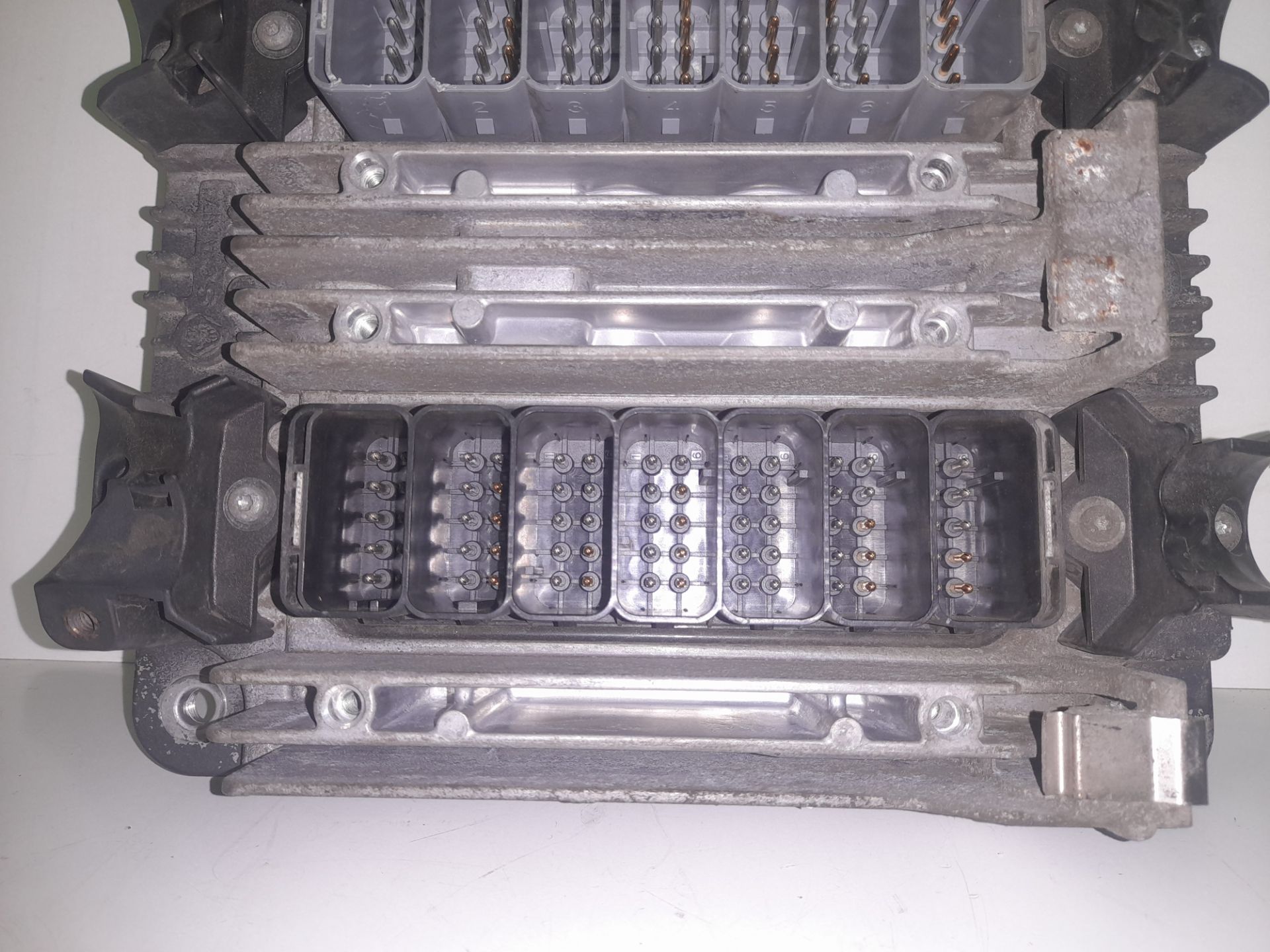 Centralita motor uce scania baureihe c-klasse pgr (2004) 