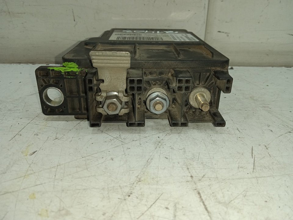 Modulo electronico renault  no identificado
