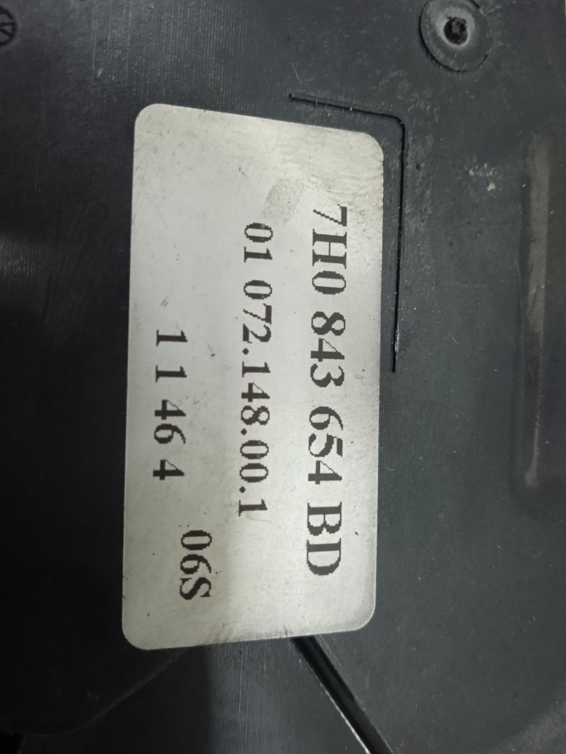 No identificado caja cerrada  techo medio ele