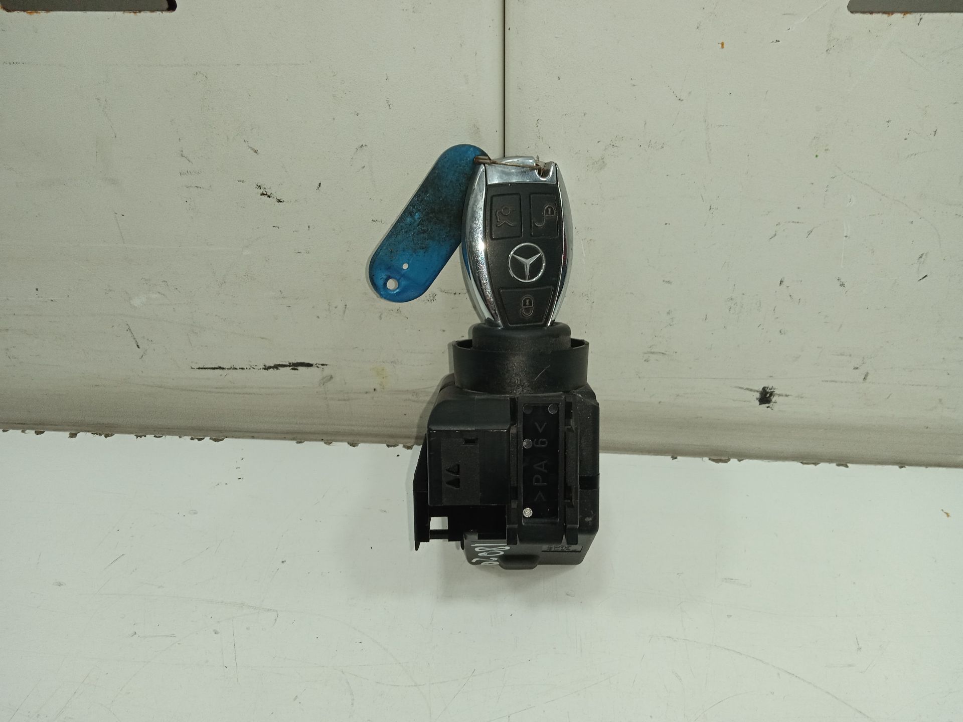 Antirrobo / llave contacto mercedes-benz clase c (bm 202) berlina 200 cdi (202.134)