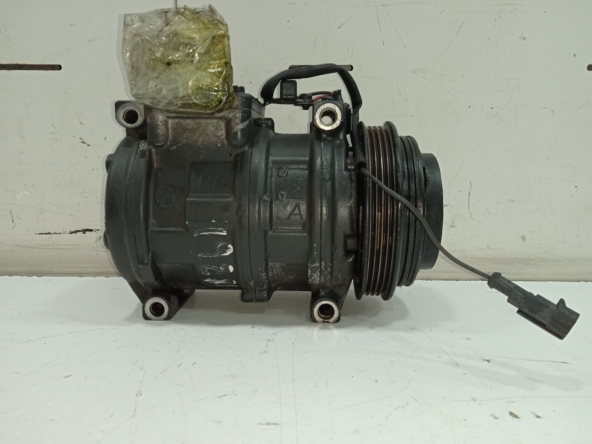 Compresor aire acondicionado fg    ad   y  p   6x2 tráfico