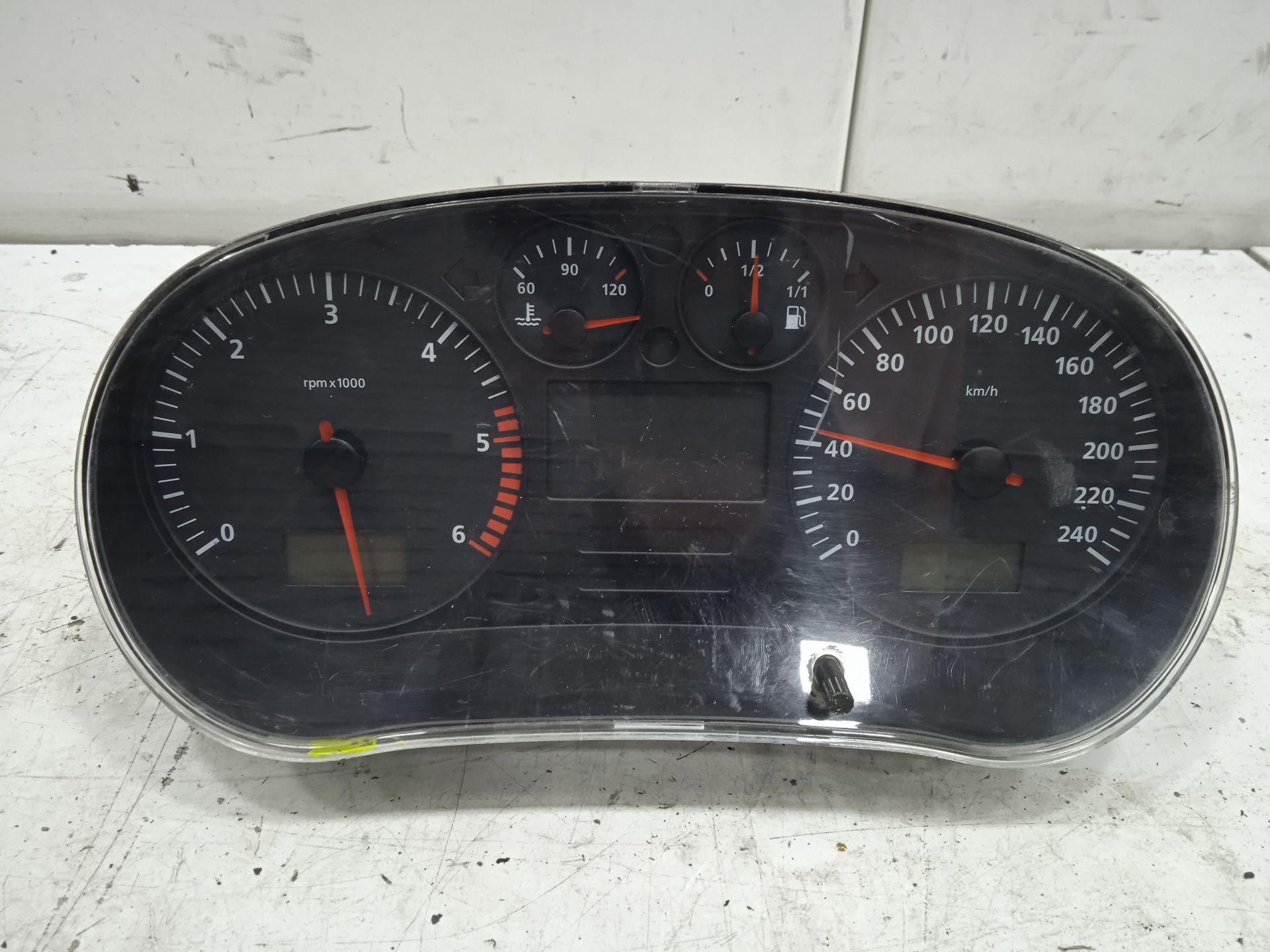 Cuadro instrumentos seat leon (1m1) stella