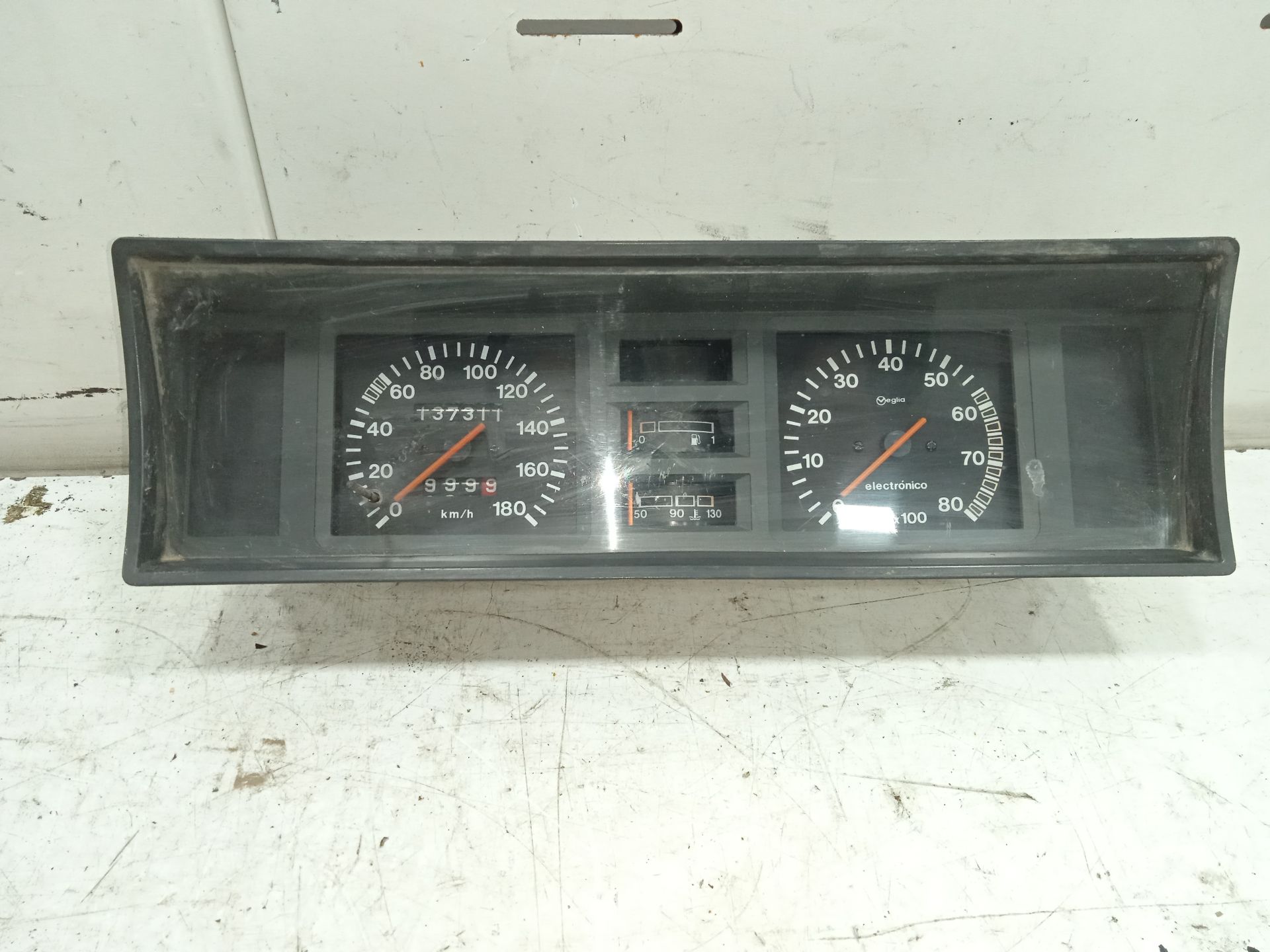 Cuadro instrumentos seat marbella ce