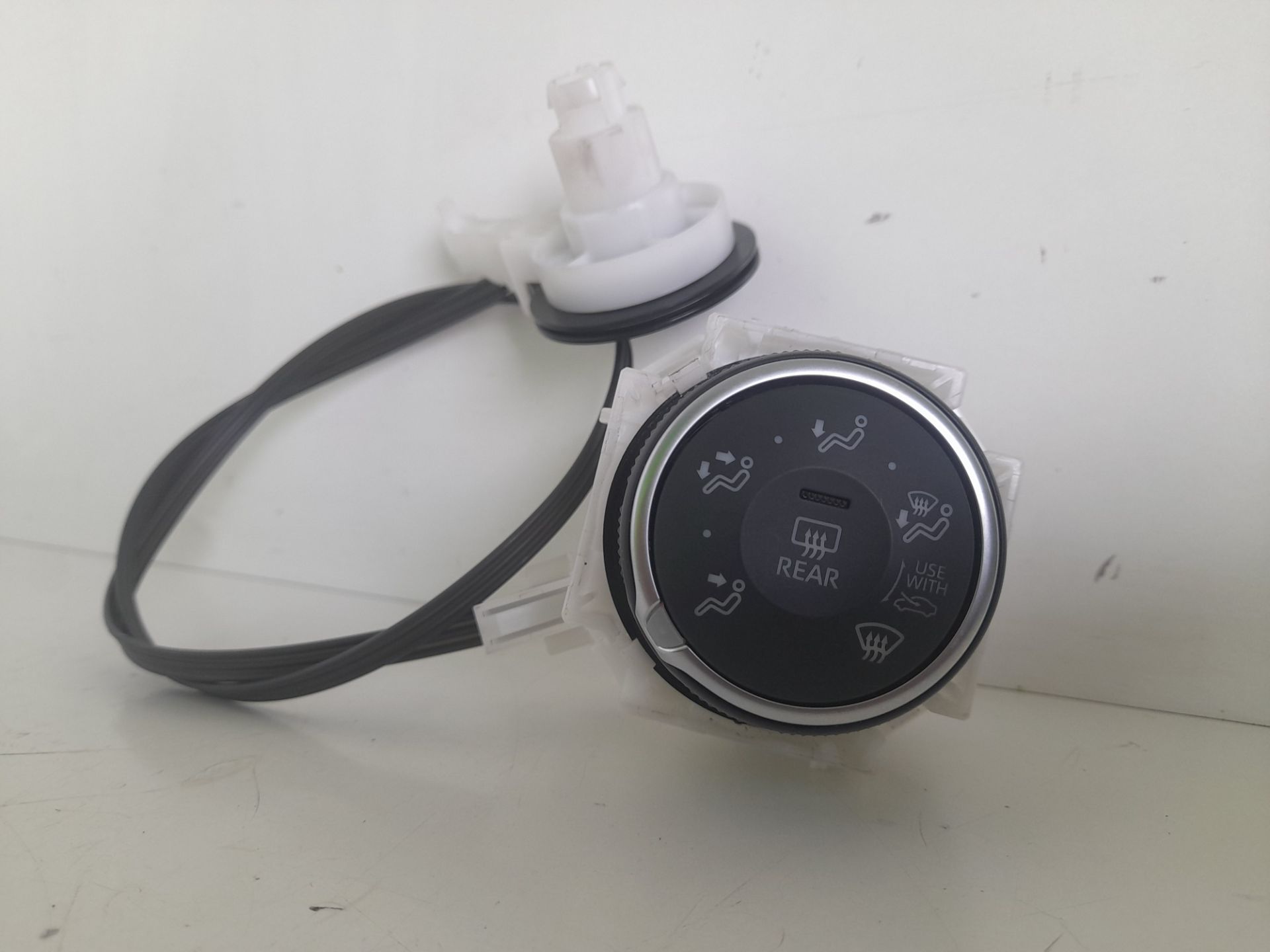 Mando climatizador toyota yaris (xp21) sedition