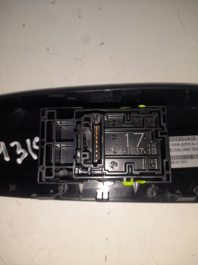 Mando elevalunas delantero derecho toyota yaris (xp21) sedition
